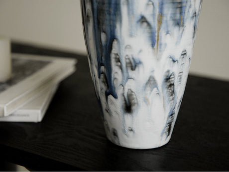 VAVINCI Kinsley Elegant Glaze Handmade Ceramic Vase from VAVINCI