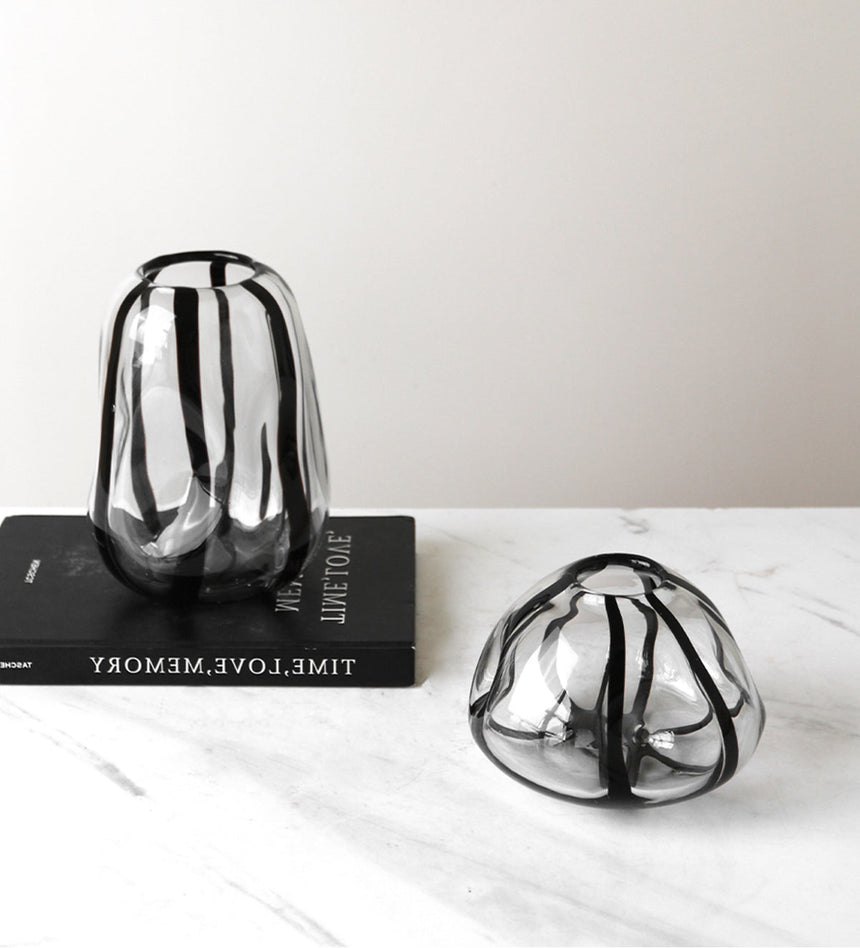 VAVINCI Mitsuki Elegant Glass Floral Centerpiece Vase from VAVINCI