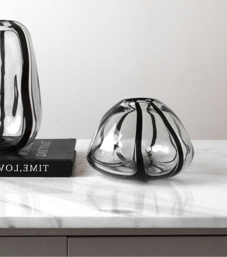 VAVINCI Mitsuki Elegant Glass Floral Centerpiece Vase from VAVINCI
