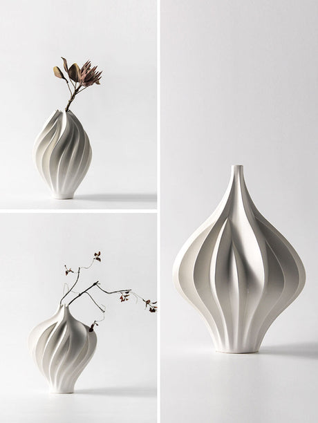 VAVINCI Yuki Elegant Spiral Twisted Vase Ornament from VAVINCI