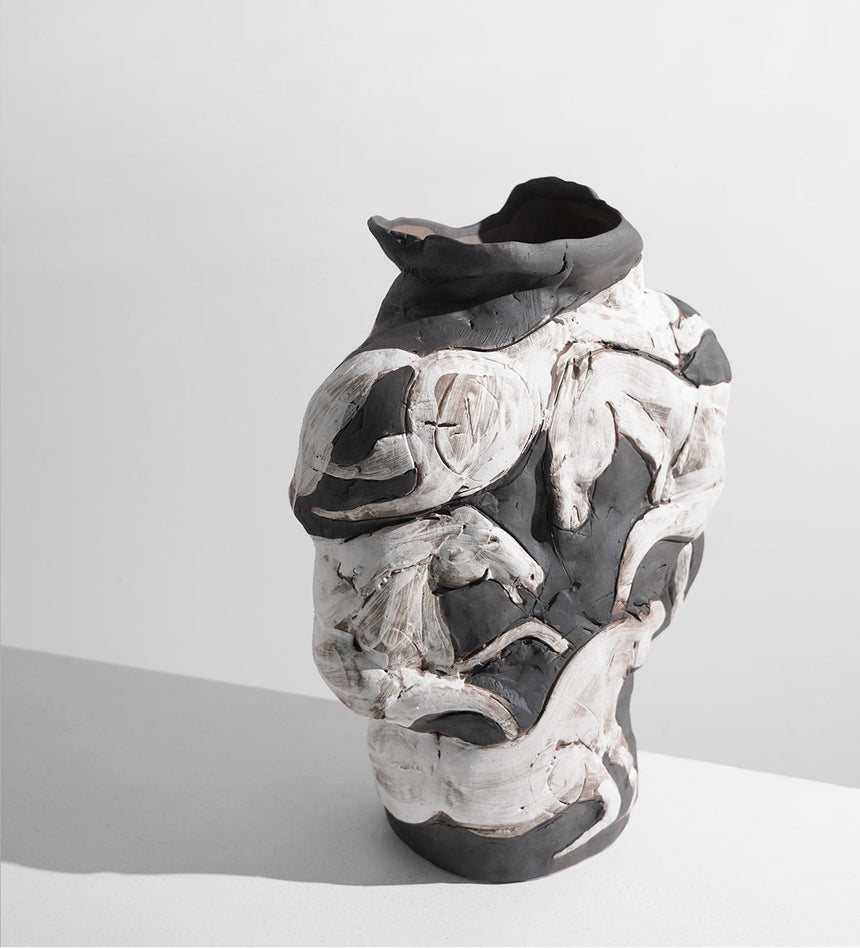 VAVINCI Zephyra Elegant Handmade Ceramic Vase from VAVINCI