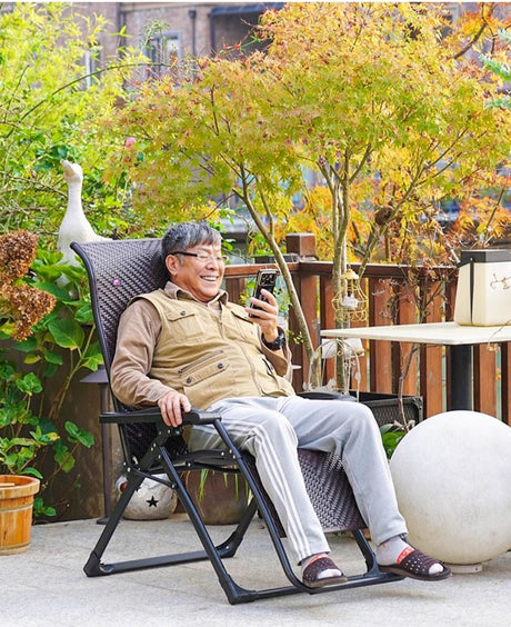 ZIYE Ashford Elegant Portable Folding Chair from ZIYE