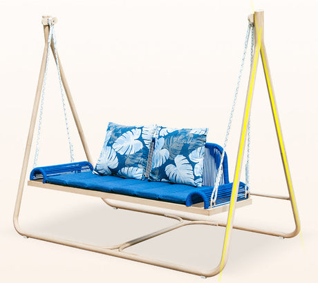 ZIYE Isadora Chic Relaxing Lounge Chair from ZIYE