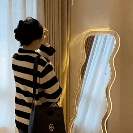 Acrylic Wavy Mirror from Artisan Mirrors