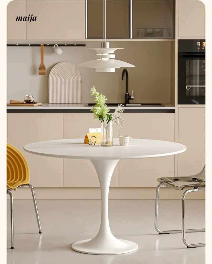 PUMPKIN BOX Round Tulip Dining Table from PUMPKIN BOX
