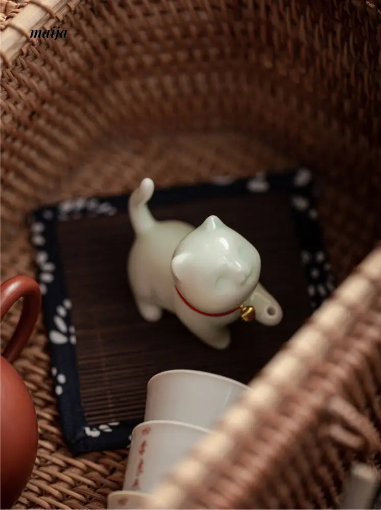 Happy Cat Incense Holder