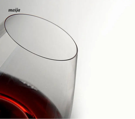 Dancer Wine Glass from KEYHUAN