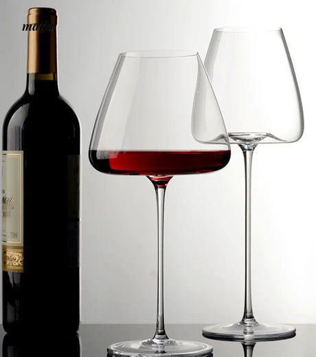 Dancer Wine Glass from KEYHUAN