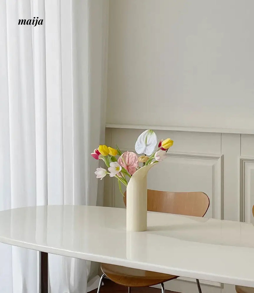 Gro Petal Vase from maija
