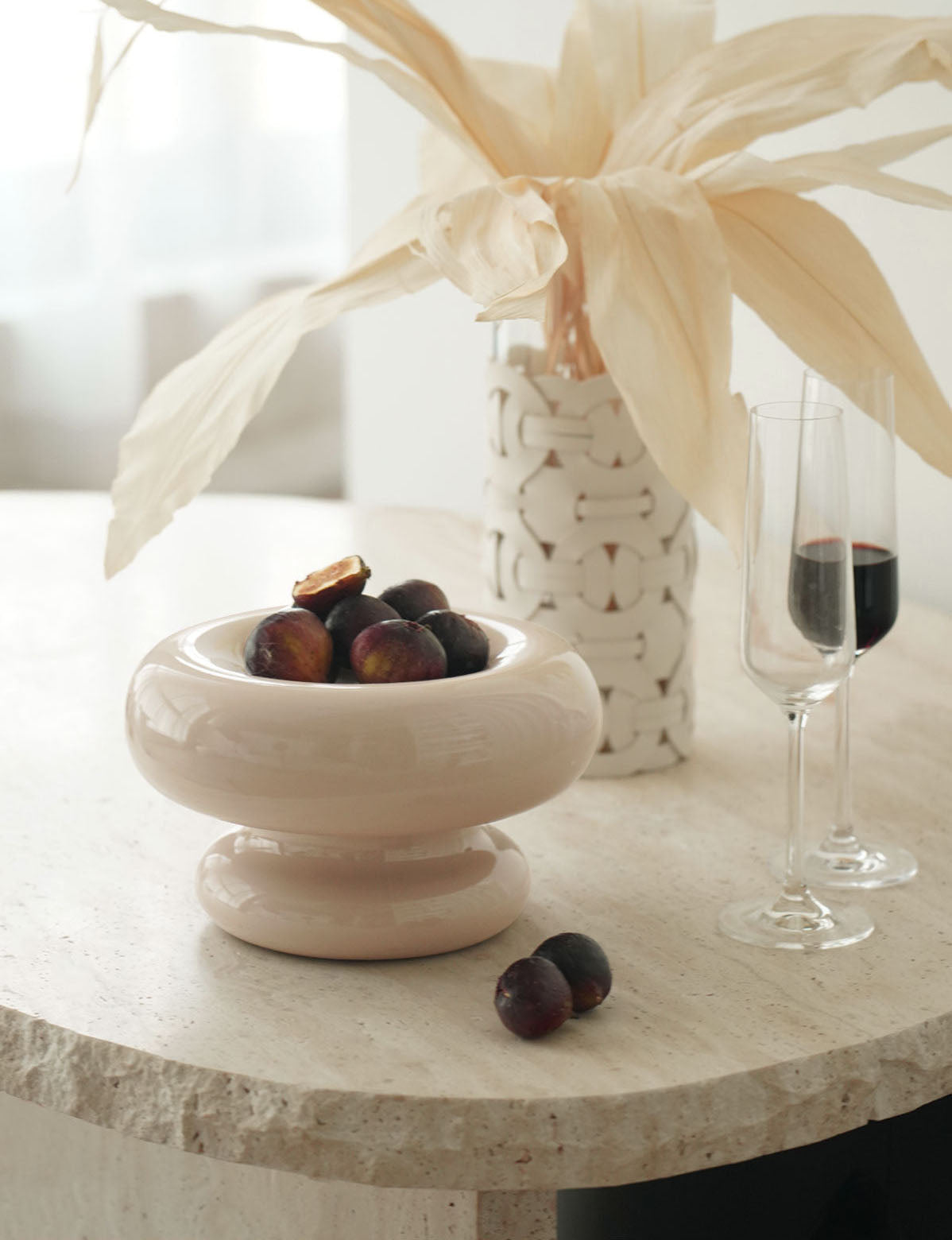 Glossy Marshmallow Ceramic Fruit Bowl from maija