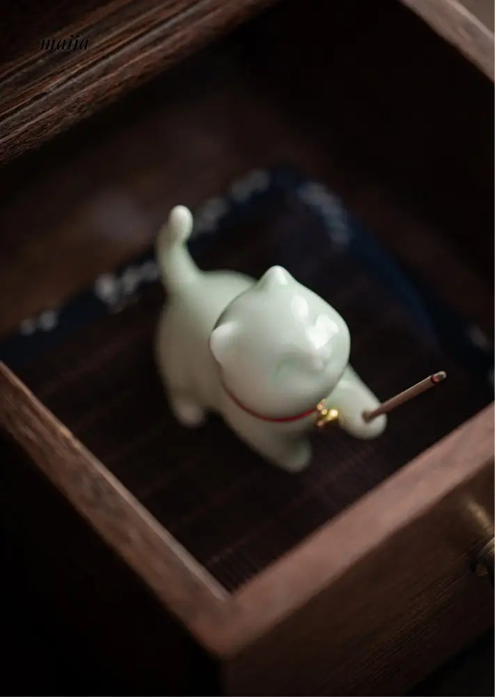 Happy Cat Incense Holder
