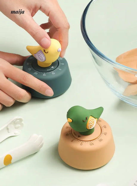 Colourful Pigeon Kitchen Timer from Luguchuan