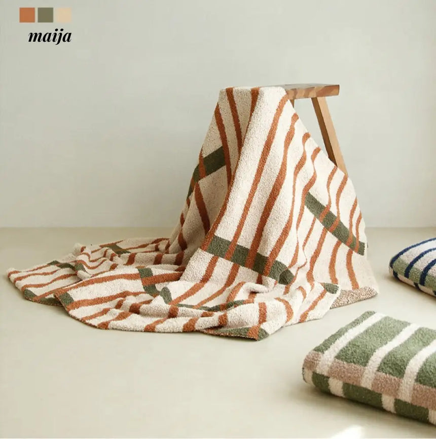Norwegian Forest Light Blanket from milamila