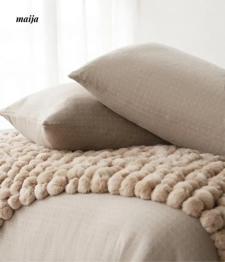 Rabbit Snowball Fluffy Velvet Throw from milamila