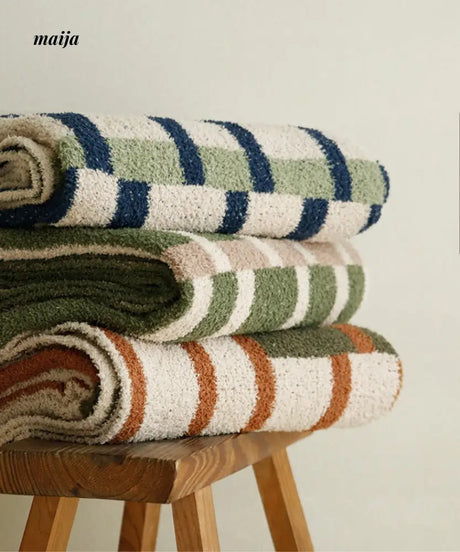 Norwegian Forest Light Blanket from milamila