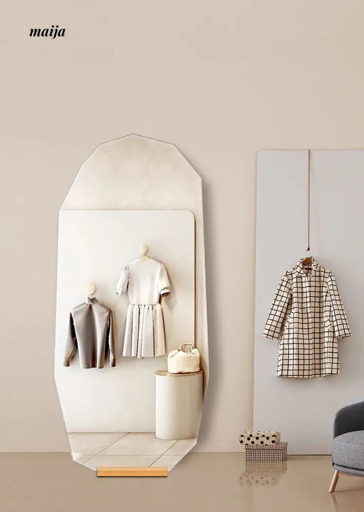 Diamond Full Length Mirror from PANDUOSHI