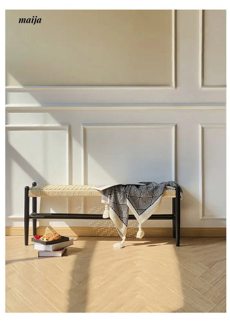 Woven Shoe Changing Stool from IOI HOME
