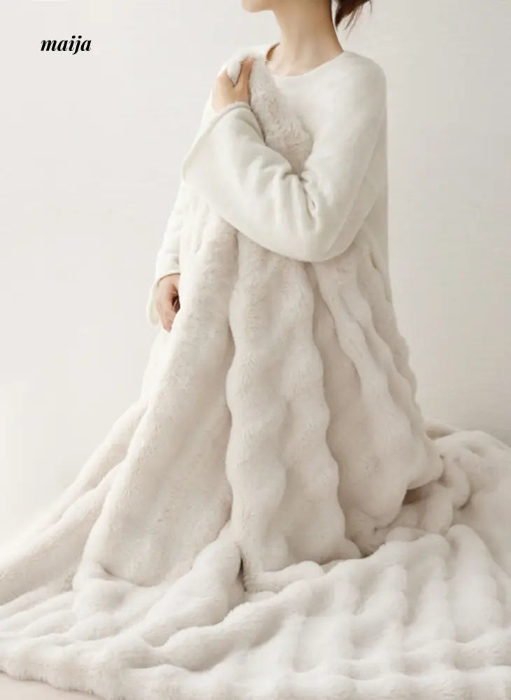 Velvet Bubble Cushion and Blanket from milamila