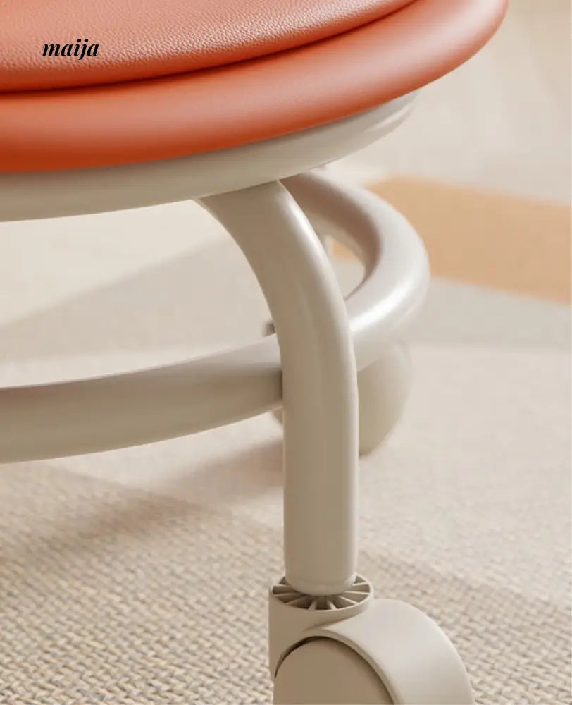 Lowe Pulley Baby Chair from maija