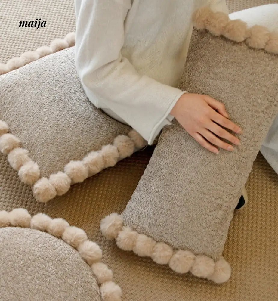 Sunflower Fur Cream Cushion from milamila