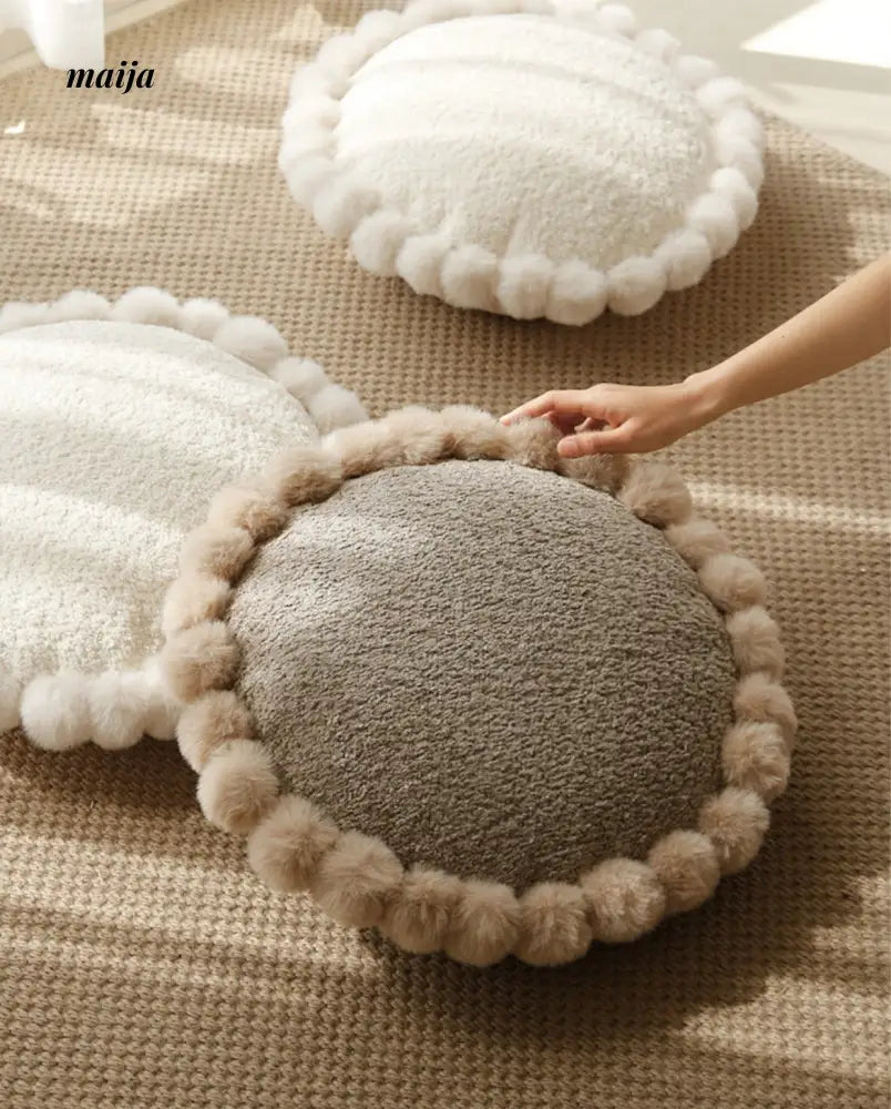 Sunflower Fur Cream Cushion from milamila