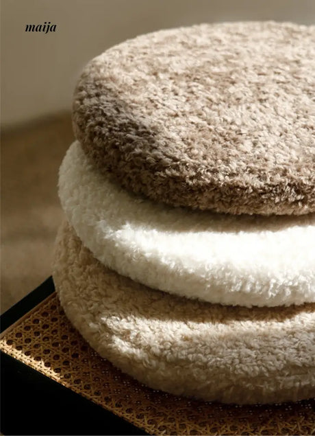 Fluffy Pancake Lazy Cushion from milamila