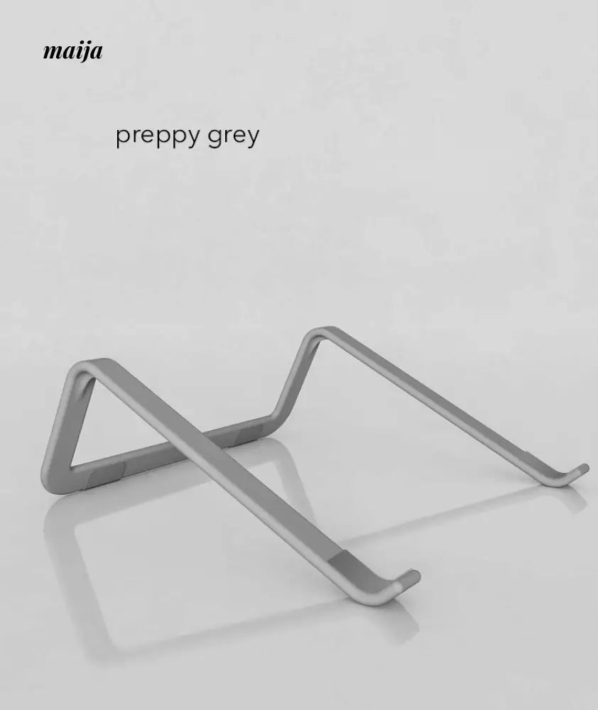 Simple Plastic Laptop Stand from maija