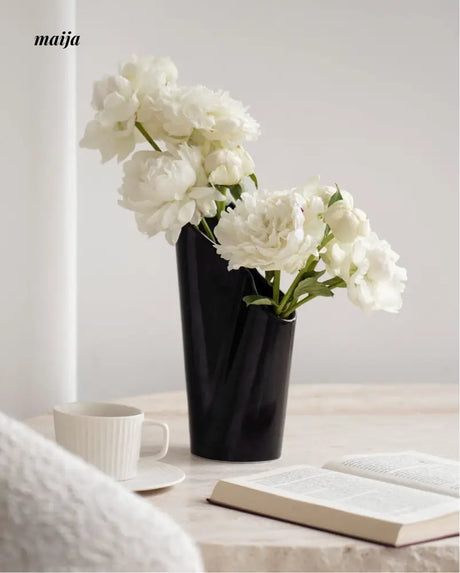Audrey Ceramic Vase from maija
