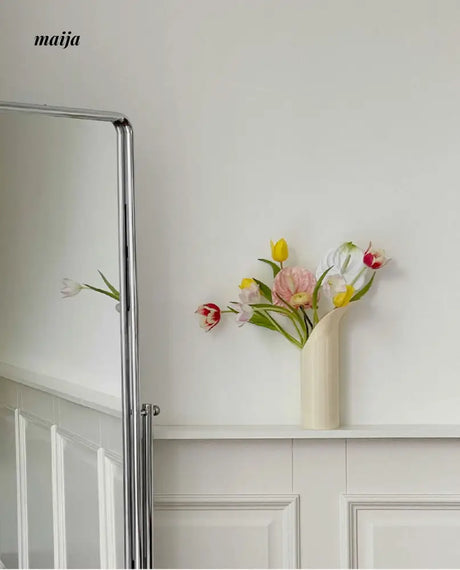 Gro Petal Vase from maija