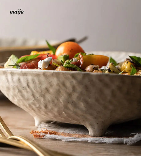Handmade Ceramic Bowl from ALANIZ