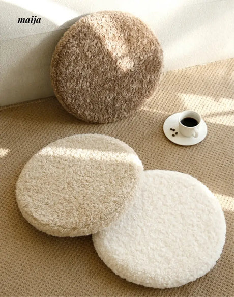 Fluffy Pancake Lazy Cushion from milamila