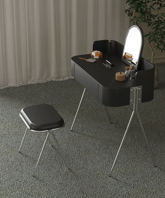 Melinda Dressing Table and Chair from maija