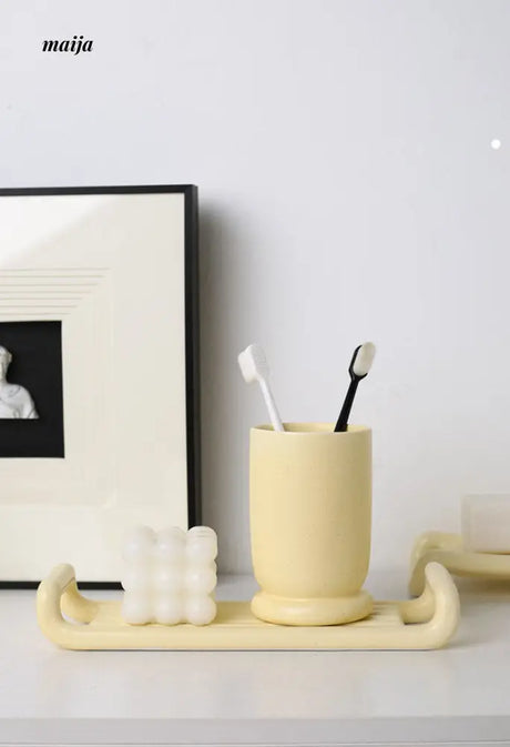 Chibi Toothbrush Cup from LENYVASEN