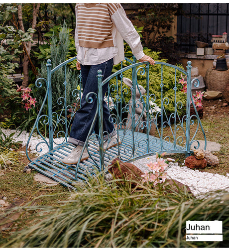 JUHAN Akira Vintage American Style Gazebo Decorations from JUHAN