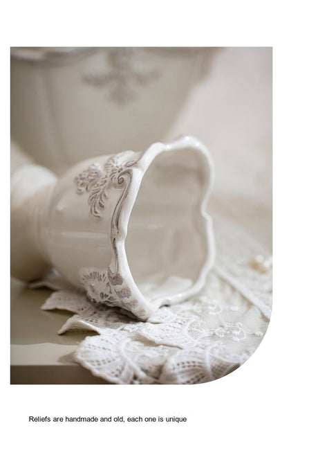JUHAN Lysandra Vintage Floral Elegant Flowerpot Decorations from JUHAN